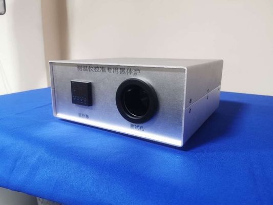 Harga bagus Layar Sentuh Inframerah Termometer Kalibrasi Tungku Blackbody Khusus Dengan Pengoperasian yang Mudah on line